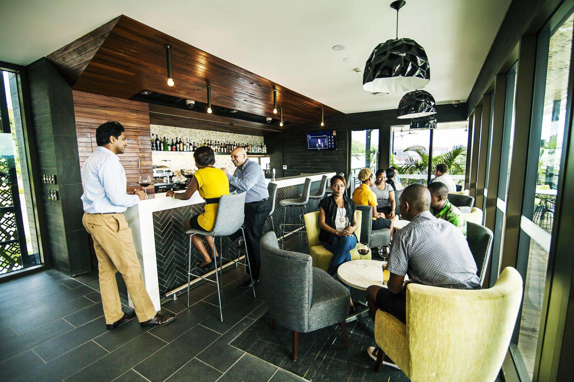 Gateway Hotel Port Moresby Bagian luar foto